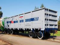 UralVagonZavod a commencé la livraison de semi-wagons à UCL Holding